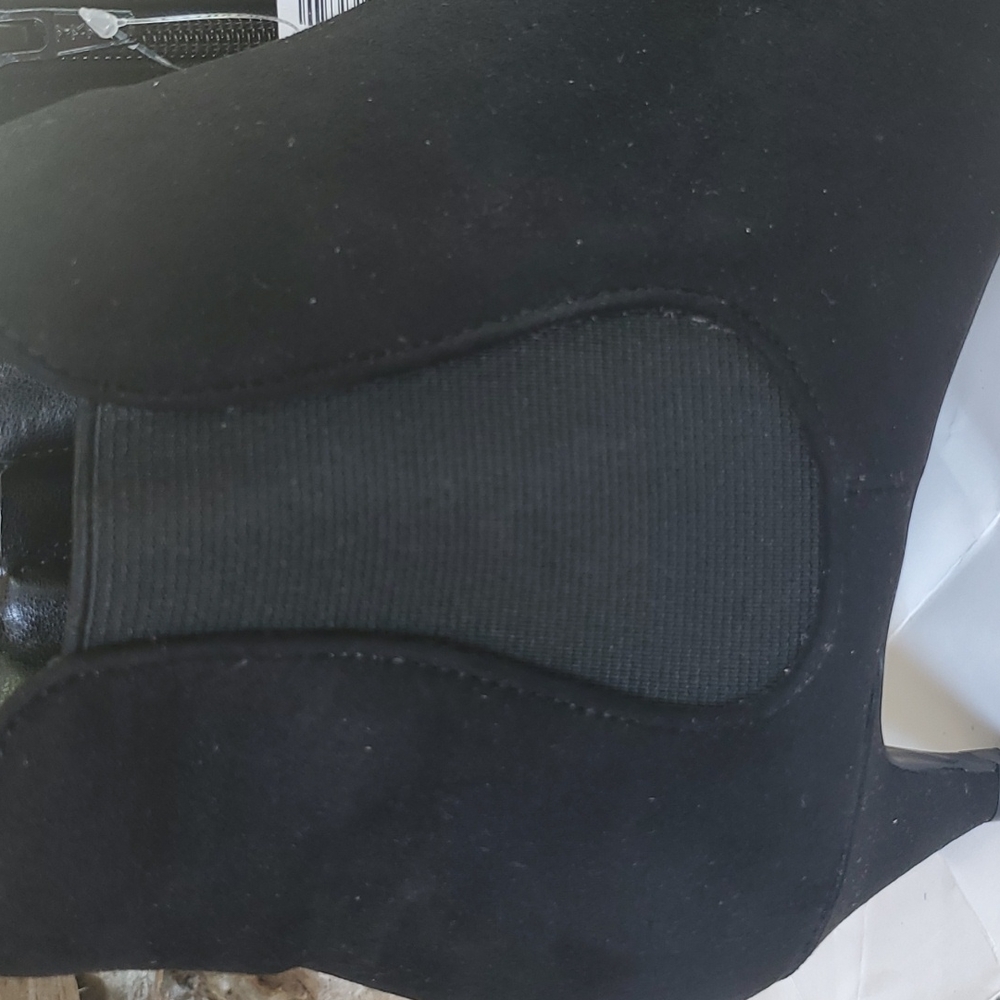 Next booties - Picture 2 of 6